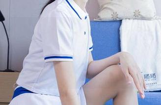 BoBoSocks袜啵啵 – 芝士的平底鞋大挑战：一双千变万化，另一双在休息？美图图包抢鲜看！