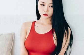 旗袍原图真的是一秒让气质提升，Bomi(普美)有魔法吗？