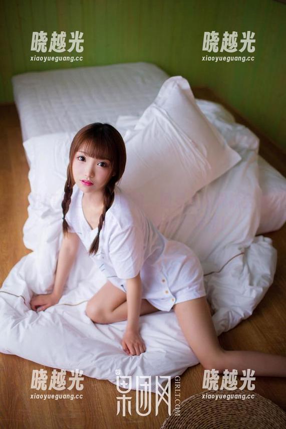 GIRLT果团网-通灵儿 GIRLT果团网 - 别怕,通灵儿的棉袜全集下载让你认识全新袜子玩法!