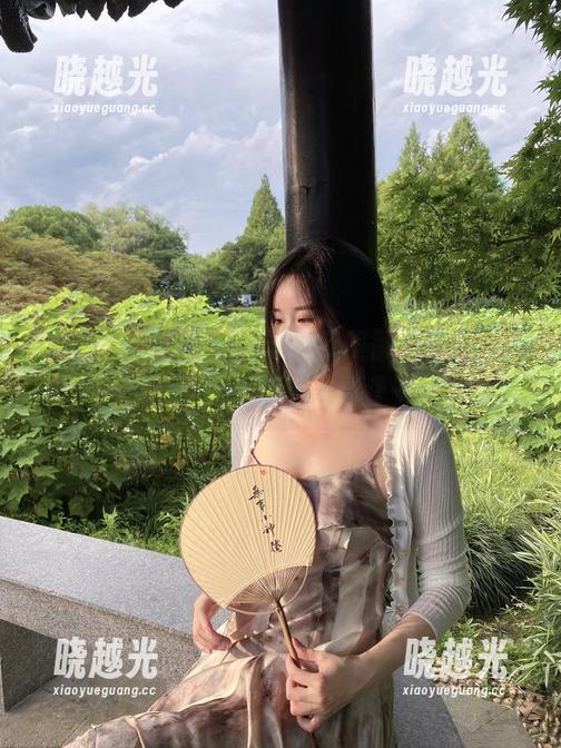 微密圈 - 最新July芝岚反差御姐套图，个性这东西，真是个性到骨子里。