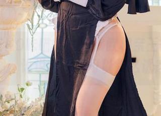 KANEKO咔喵的新作：欧根亲王赛车服原图，谁说服装不可以那么诱惑？