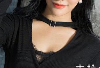 KelaGirls克拉女神 – 照片里的兰喏，性感得就像一杯冰饮，真有趣。