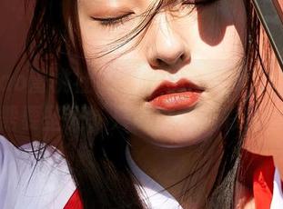 MiiTao蜜桃社 – 看！小魔女lily的短裙，不需要圣光，只要这些精彩的套图。