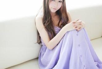 MyGirl美媛馆 – 她的居家写真：软软爱吃肉，其实我也很想要那条毯子