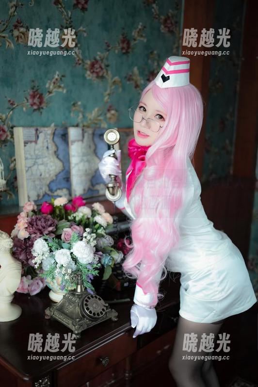 看Nyako喵子的水手服自拍合集，真让人想单曲循环这画面！