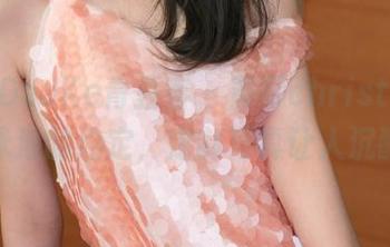 QingDouKe青豆客 – 黄可christine与泳池的约定，定制写真让人沉醉