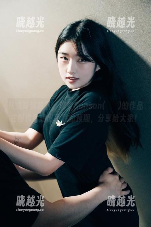 从兔耳到松石，这组Sonson(손손)的作品在图库里超出了我的预期，分享给大家！