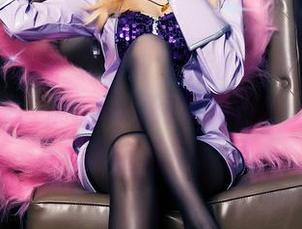 TouTiao头条女神 – 生活的琐碎竟有如此美感！杨漫妮baby的写真日常分享让我思绪万千。