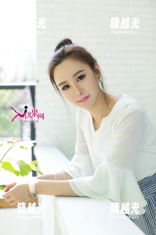 UGirls尤果网 - 当棉袜遇上李颜儿，这资源比你想的要闪耀哦！
