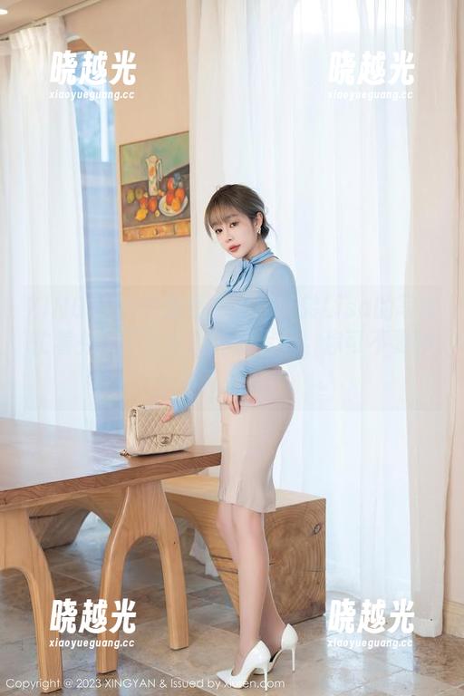 XINGYAN星颜社-转转Lisa XINGYAN星颜社 - 这组转转Lisa的写真忙着秀“三个角度的裸足”,你可不要睁不开眼啊!