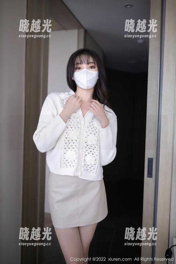 Xiuren秀人网-sophie余冰 Xiuren秀人网 - sophie余冰的修女写真合集:禁忌如此诱人,一不小心就入坑。