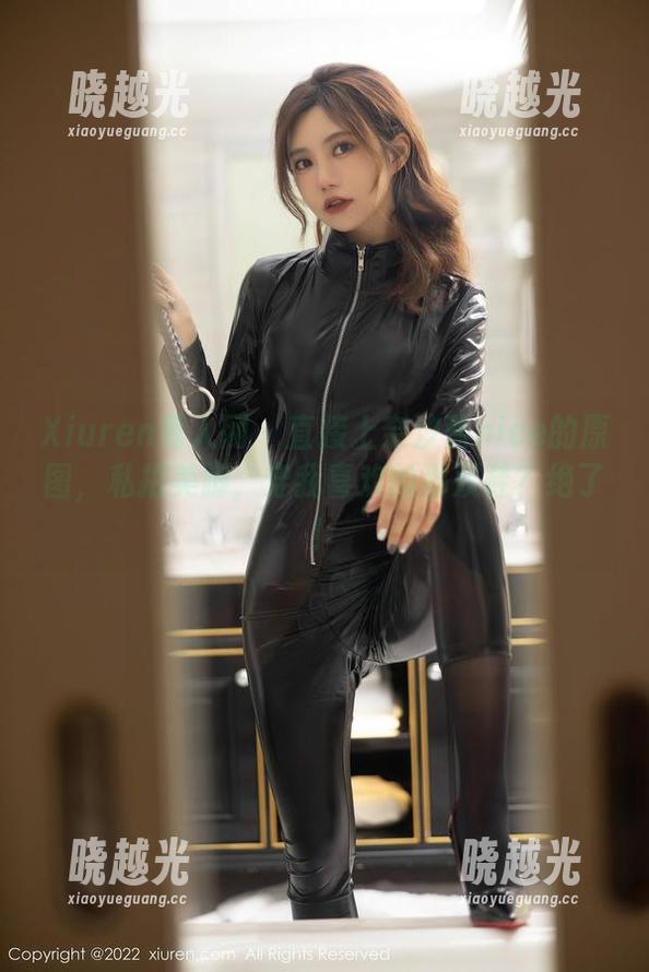 Xiuren秀人网 - 直接上奈汐酱nice的原图，私拍美脚，穿我喜欢的那双鞋？绝了！