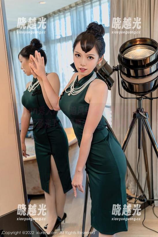 Xiuren秀人网 - 追风逐海，徐莉芝Booty在无圣光下的写真才让人觉得真实。