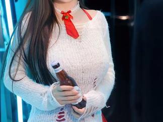 Xiuren秀人网 – 要不要看看黄可Christine瑜伽写真集？下载的话可别怪我没提前提醒你！