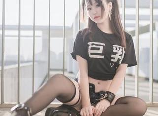 Yoko宅夏的高跟鞋周期——叉烧肉？不，是图库和资源的美腿逻辑！