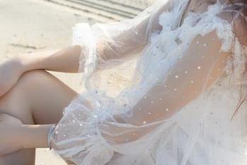 YouMi尤蜜荟 – 又是果儿Victoria的最新写真，这次高跟鞋妥妥打破了所有框架！