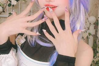 套图：rinka冲田凛花给你带来一个不那么浮夸的艾米莉娅，其实，她就是一条灵动的鱼。