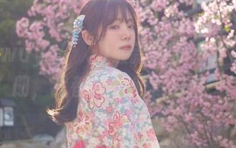 每次看wuyo(우요)最新的ArtGravia图册，我都想给他写封信…
