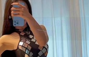 微密圈 – 不爱笑的赛琳真会玩，这肉丝写真，看得我一愣一愣的
