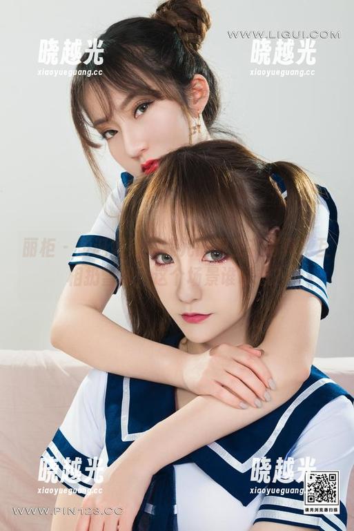 丽柜 - 圣诞娃娃和凉儿的双生花写真，互相扔雪球，这个场景谁敢想？
