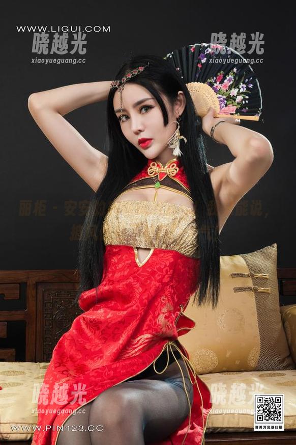 丽柜 - 安安的旗袍新照上线！我只能说，披风侠看了都得打个气！