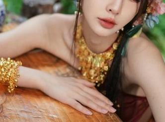看余多多Dudu在线秀体操服，哎呀，这身材也太好看了吧，啥时候得奖啊？