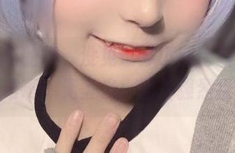 看过偷吃的你，没见过穿小熊比基尼的佳佳好难啊！无圣光，图片强烈推荐！