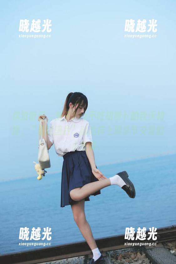 你没听错，兔子Zzz不吃胡萝卜的秋天裙摆，“最新图片”就这样上演季节交替的小情愫。