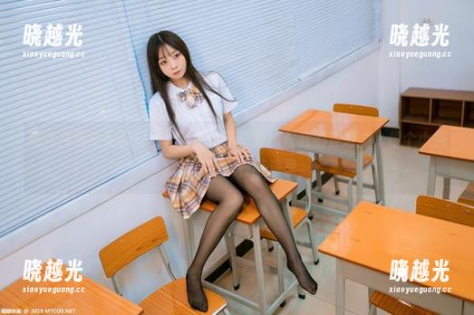 喵糖映画 瞧这白色修女的美图,喵糖映画总能抓住我的注意力,像个小黑影儿,围绕在脑海里。