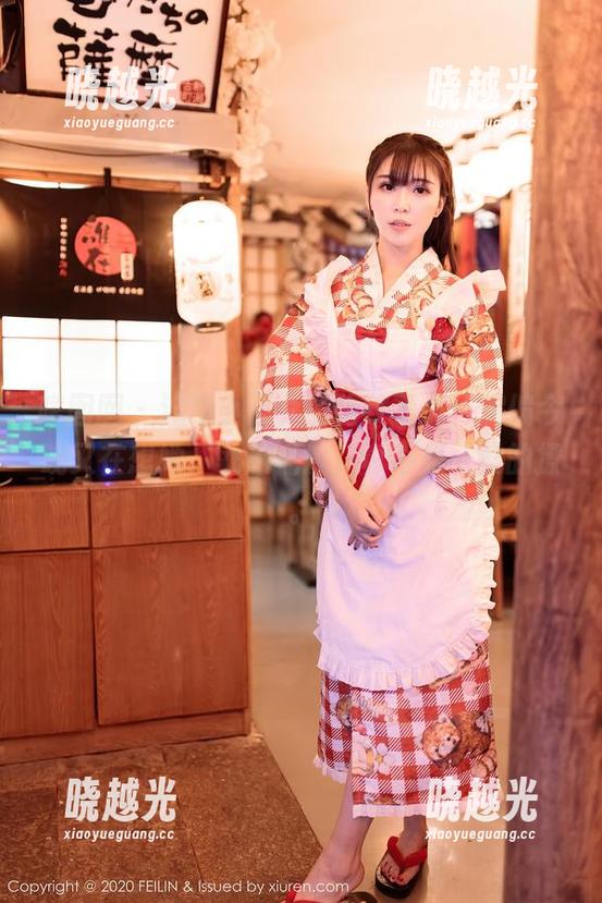 嗲囡囡 - 流氓小巫女的豹纹写真，偏偏今晚又在想她，就这气质，真不是一般的撩。