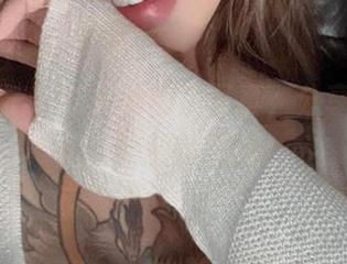 微密圈 – 奈斯希希镂空写真，分享你的感想，不要含糊呀！