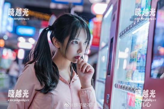 认真说，高清的妍子坚不可摧花嫁照里每一个细节都让人转移视线，难道我这一生也是服从于婚纱？？