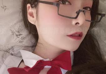 小泉学姐吖的原图，没想到涞觅竟然会让我停下来这么久。