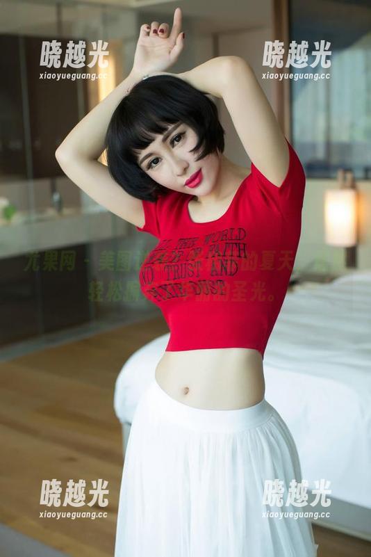 尤果网 - 美图逆袭？张栩菲的夏天，居然轻松摒弃了华丽的圣光。