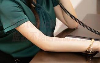 尤蜜荟 – 妲己toxic的美腿套图：完全打脸我不想晒腿的决心
