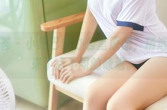 尤蜜荟 – 小热巴的办公室原图，精选搭配来了点不同的味道。