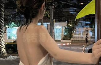 微密圈 – 就是阿朱啊的水手服作品，福利满满，恍若海洋深处的呼唤。