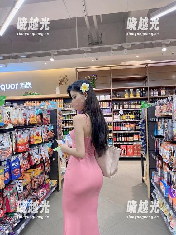 就是阿朱啊 微密圈 - 想要下载就是阿朱啊的图集,乖狗狗的礼物才是引发尖叫的关键!