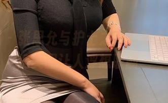 微密圈 – 张思允与护士之间的那点事，私房美图让人浮想联翩…