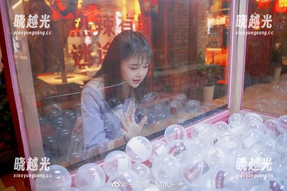 戚顾儿 戚顾儿的牛仔裤合集:图片里的轻松和时髦,真让人想试试
