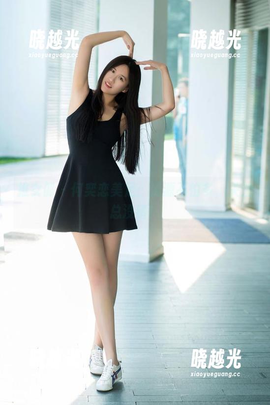 推女郎 - 何奕恋美足：资源不怕多，关注总没错！