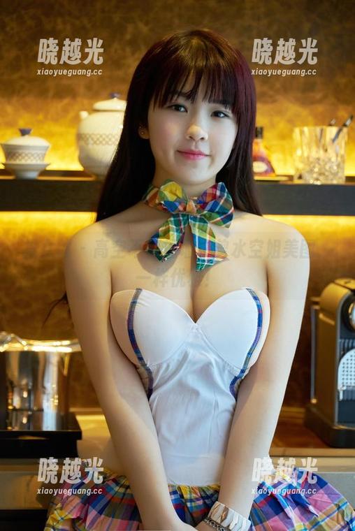 推女郎 - 高空不怕撞墙，曾水空姐美图，一样优雅！