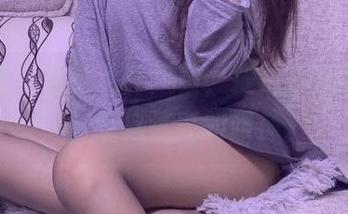 微密圈 – 最新女仆风暴，提袜少女的资源，瞧这迷离的眼神