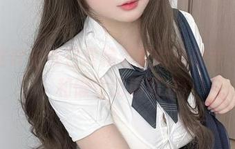 是依酱吖宅女日常精选里的小确幸，龙猫和懒觉比肩而立