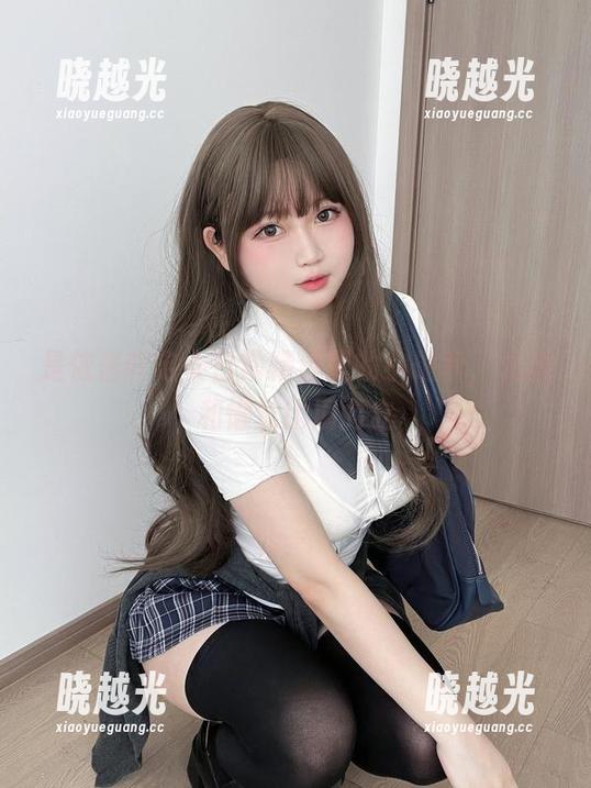 是依酱吖宅女日常精选里的小确幸，龙猫和懒觉比肩而立