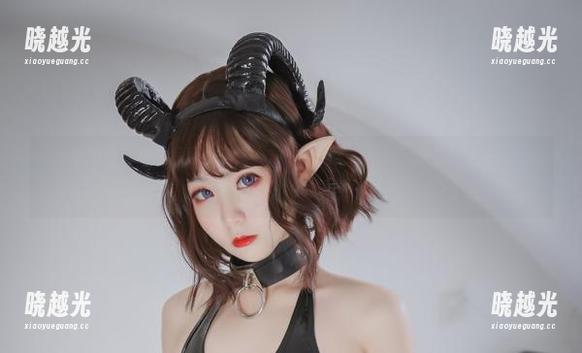 是青水的教室在线写真：一堂“放飞自我，哈哈哈”课程，谁领我上课啊？