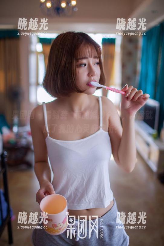 果团网-龚玥菲 果团网 - 看到龚玥菲的婚纱合集,网盘就成了我的心灵庇护所?