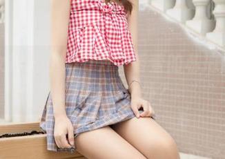 梦丝女神 – 小心打开，香萱的私拍合集，谁在秘书之外？