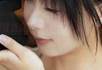 体操服与浅安安的对话——分享一场华丽的才艺表演！