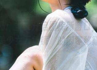 清水由乃：雪天开启图库新窗口，快来览‘美少女万华镜’的御寒秘籍！